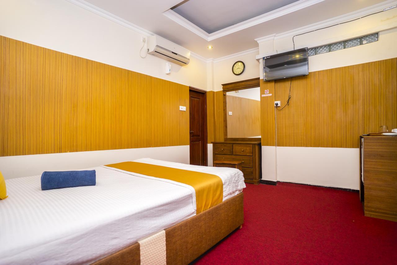 ホテル Oyo 112 Al Manaal Residency コロンボ エクステリア 写真