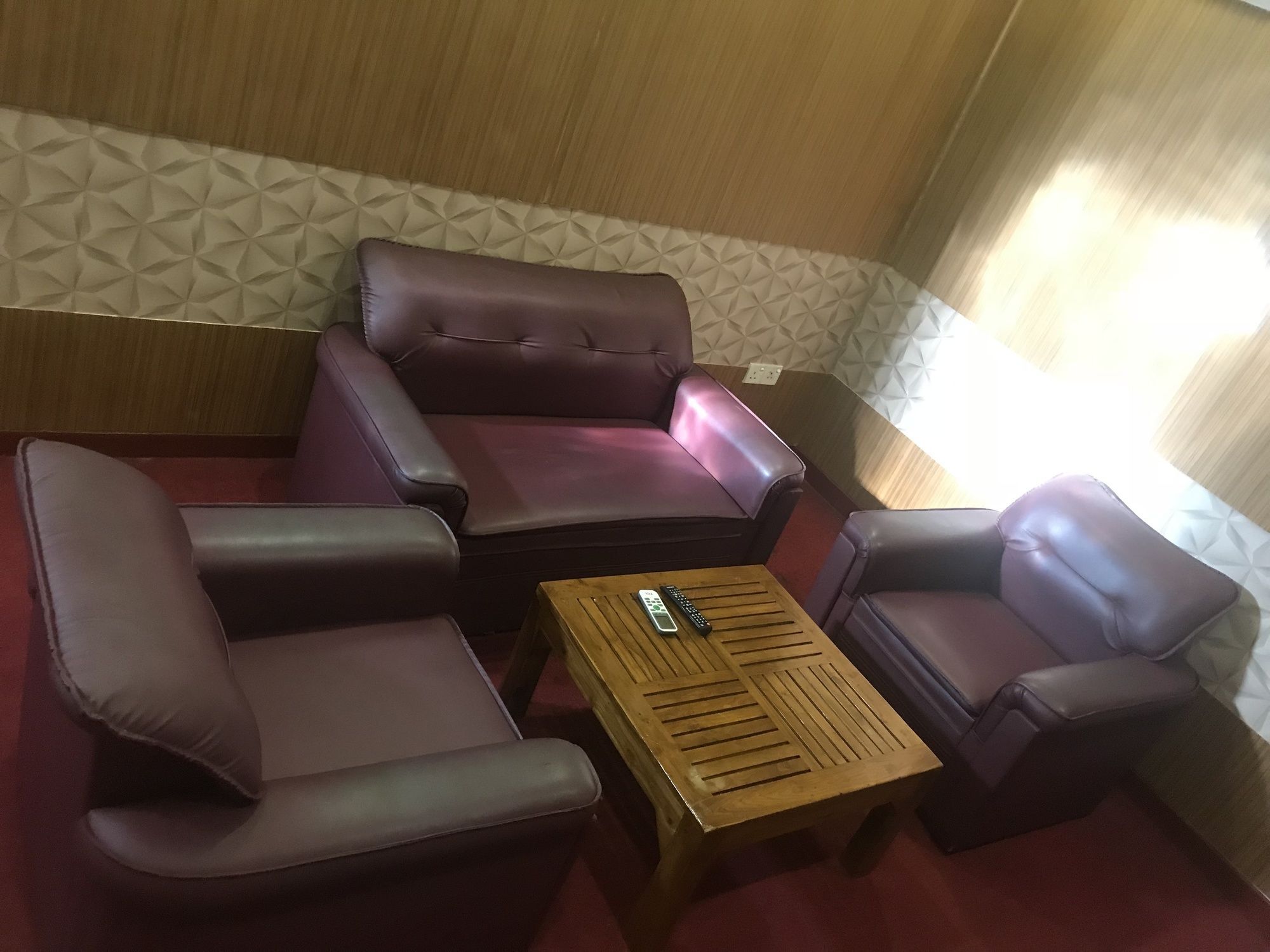 ホテル Oyo 112 Al Manaal Residency コロンボ エクステリア 写真